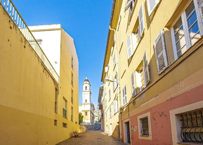 Joli Confort Dans La Vieille Apartmán