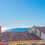 아파트 Joli Confort Dans La Vieille 멍똥