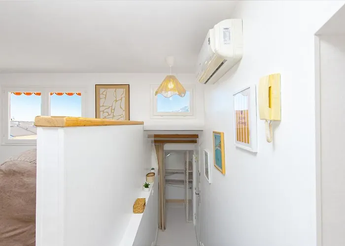 Joli Confort Dans La Vieille Apartmán *